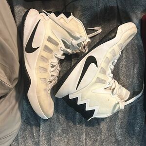 Nike 2016 hyper dunks 11.5 men’s